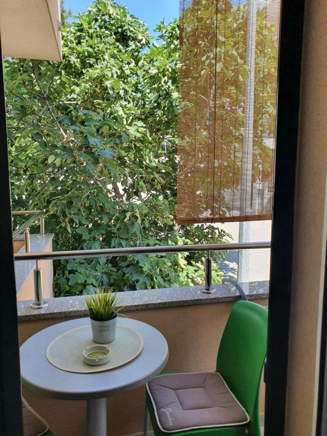 Apartmani Eterovic Baška Voda Buitenkant foto