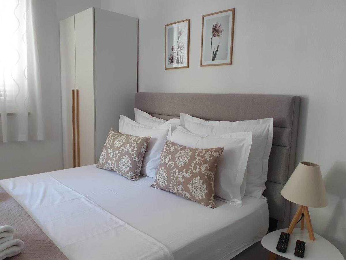 Apartmani Eterovic Baška Voda Buitenkant foto