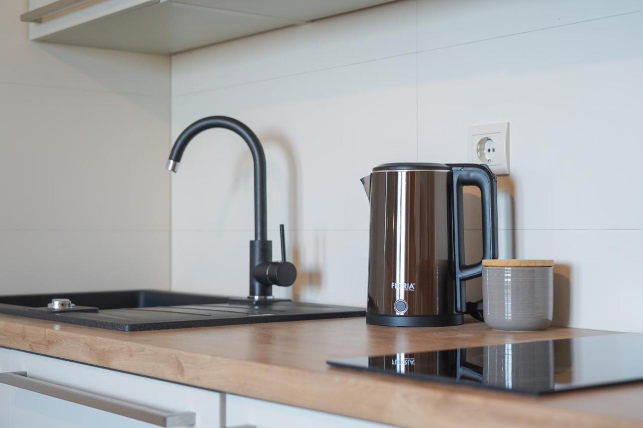 Apartmani Eterovic Baška Voda Buitenkant foto