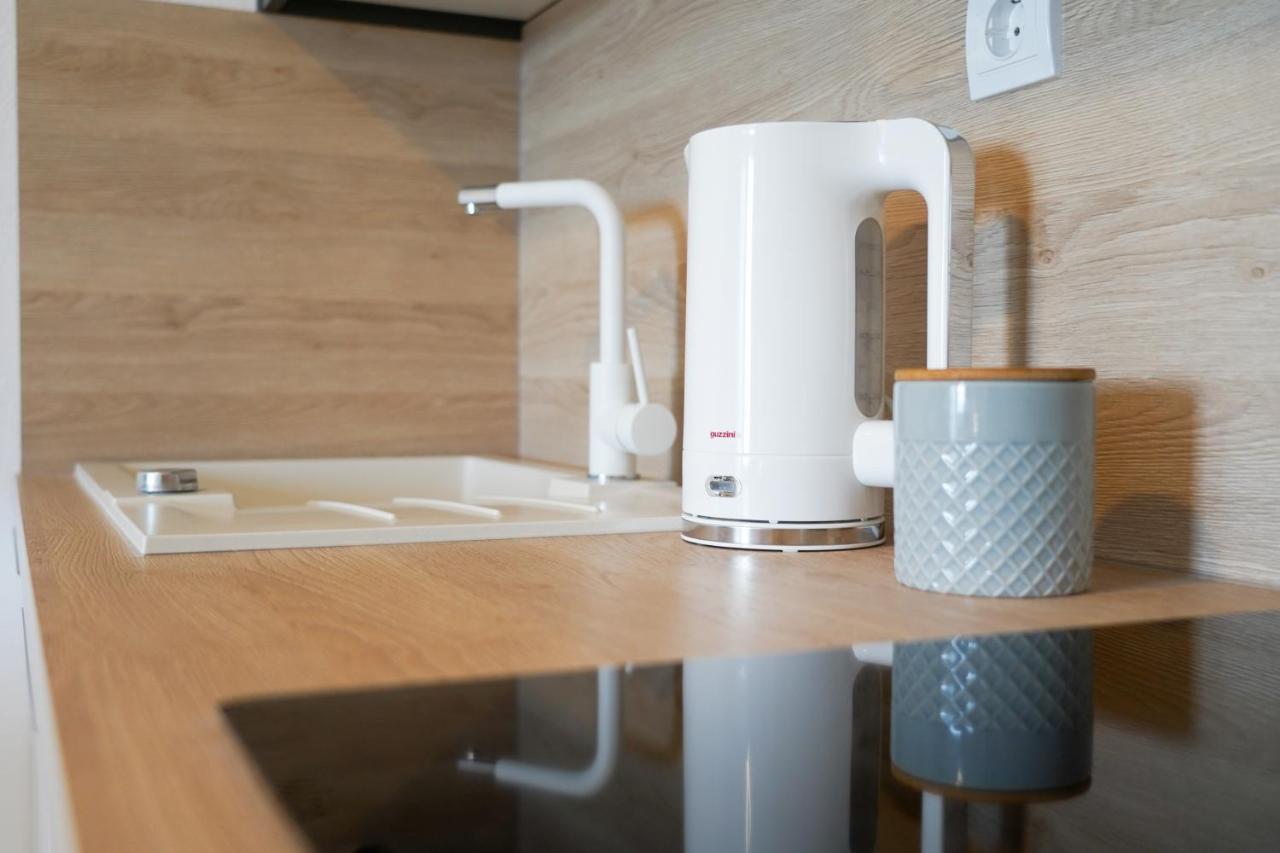 Apartmani Eterovic Baška Voda Buitenkant foto