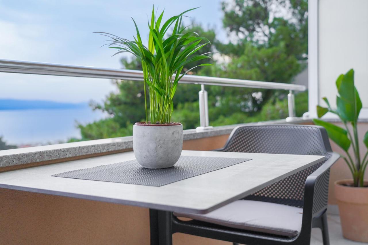 Apartmani Eterovic Baška Voda Buitenkant foto